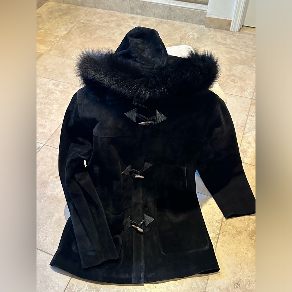Genuine suede leather coat. Fully lined. Zipper and buttons. Made in Turkey.